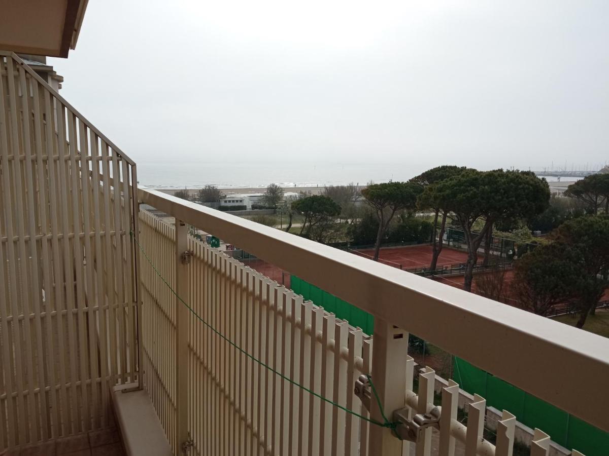 Hotel Helios Beach Milano Marittima Exterior foto